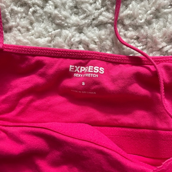 🚫**SOLD** Express Camisole Tank Top Size Small - Picture 2 of 2